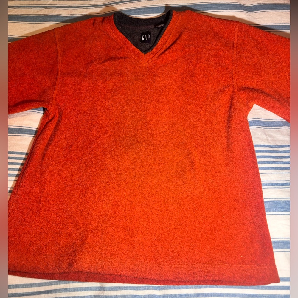 Orange V-neck pullover fleece - Picture 2 of 3